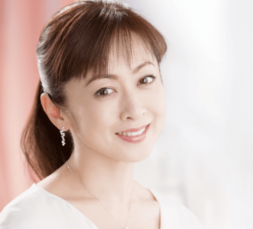 斉藤由貴の昔の画像と夫や激やせしたダイエットの方法は？【a-studio】