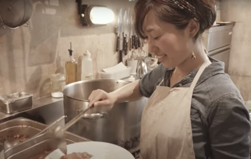 阿部由希奈のカレー屋の場所やメニューと評判は？彼氏や結婚についても【セブンルール】