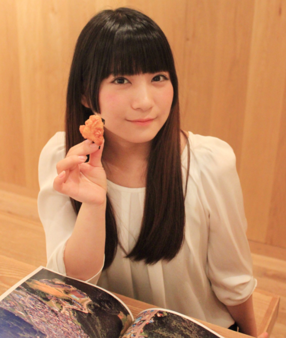有吉反省会の有野いくがかわいい!胸や水着画像と彼氏や結婚は?